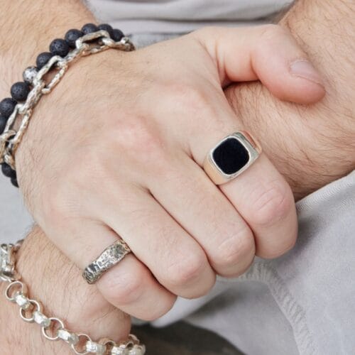 ring cushion black onyx