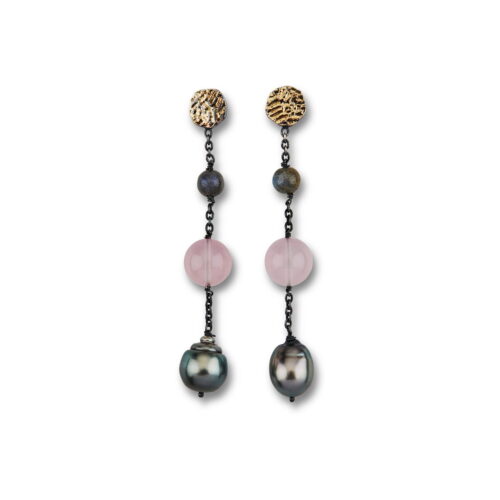 ørestikkere med lange kæder og lyserøde sten og tahiti perler