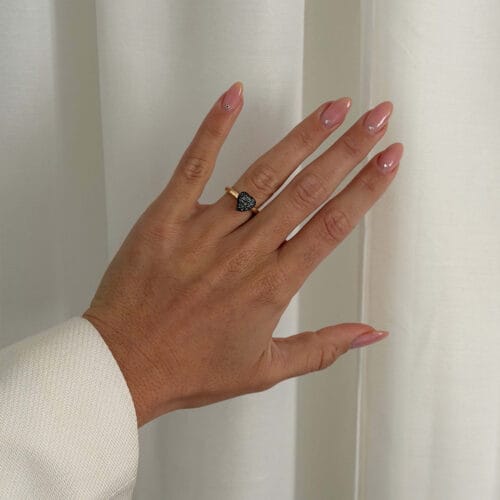 ring victoria heart pavé