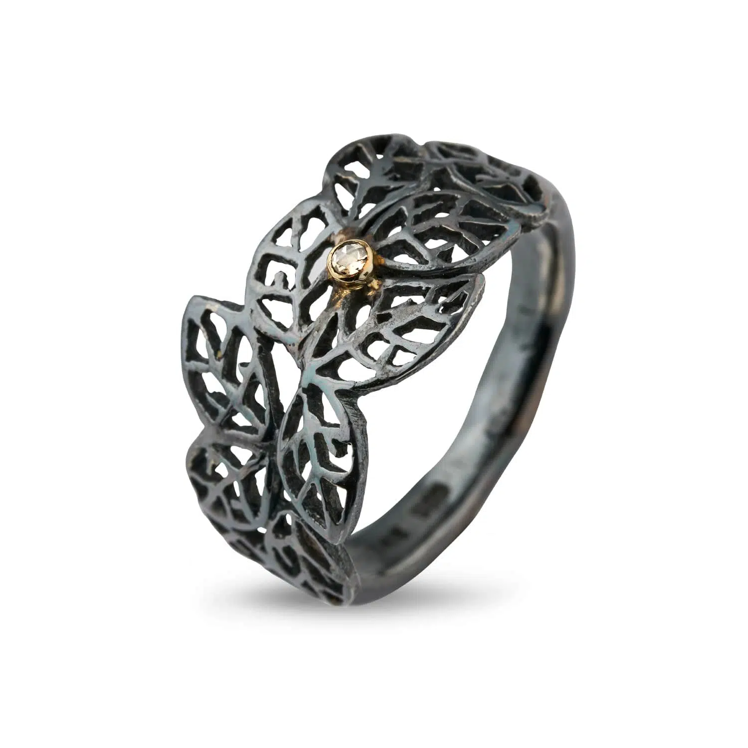 Leaf ring of oxydized silver with diamond