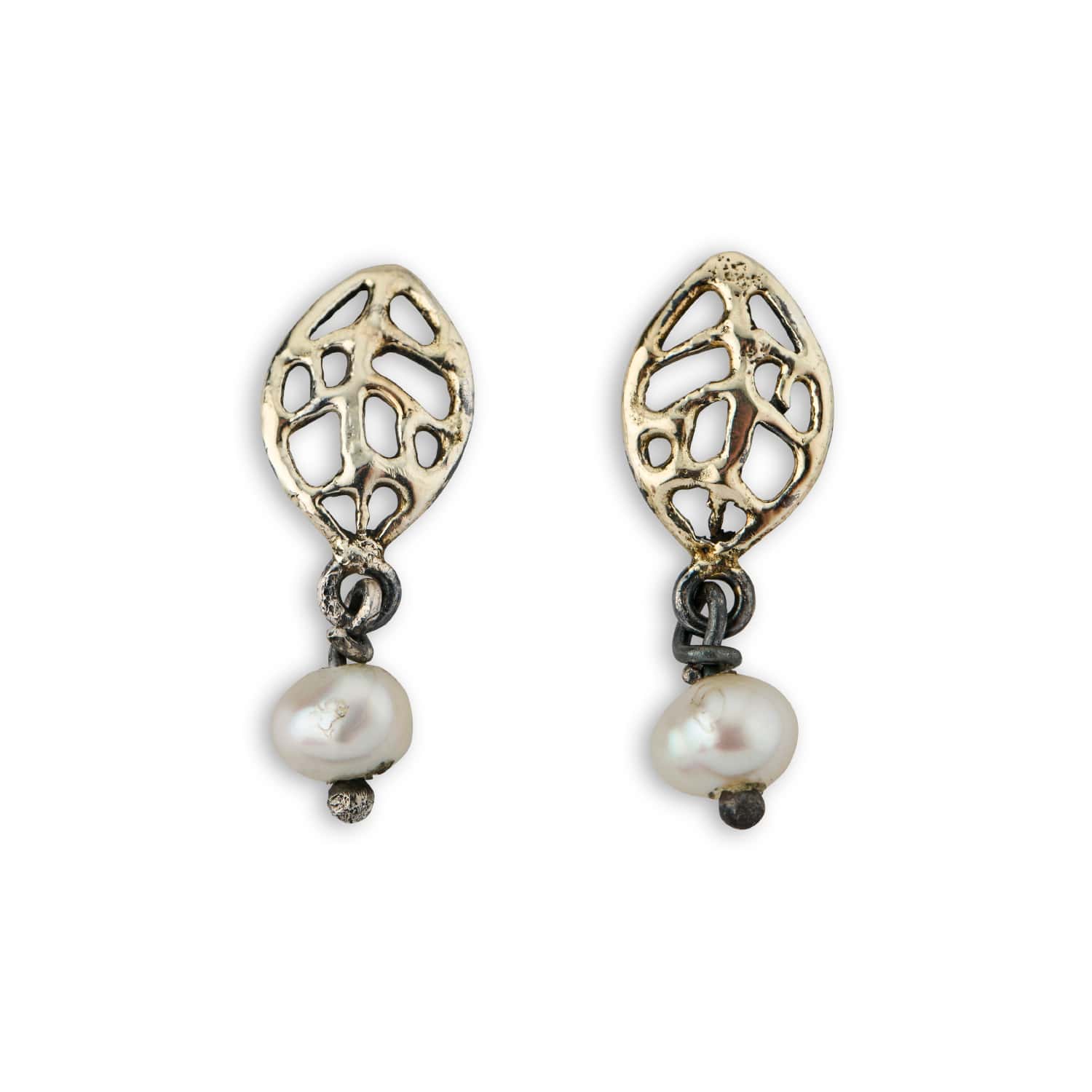 leaf shaped earstickers with pearls