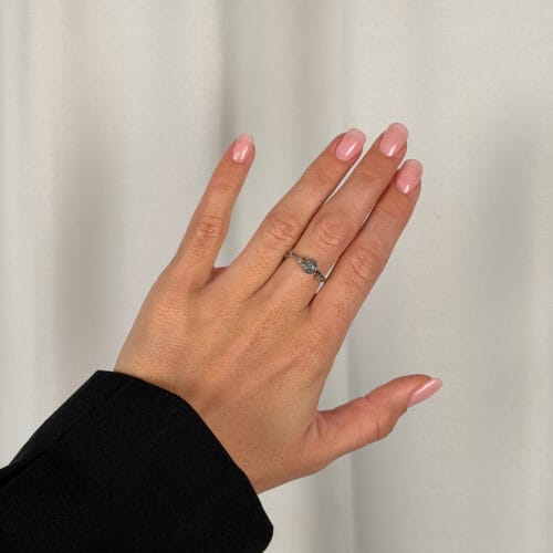 grace single rose pavé ring