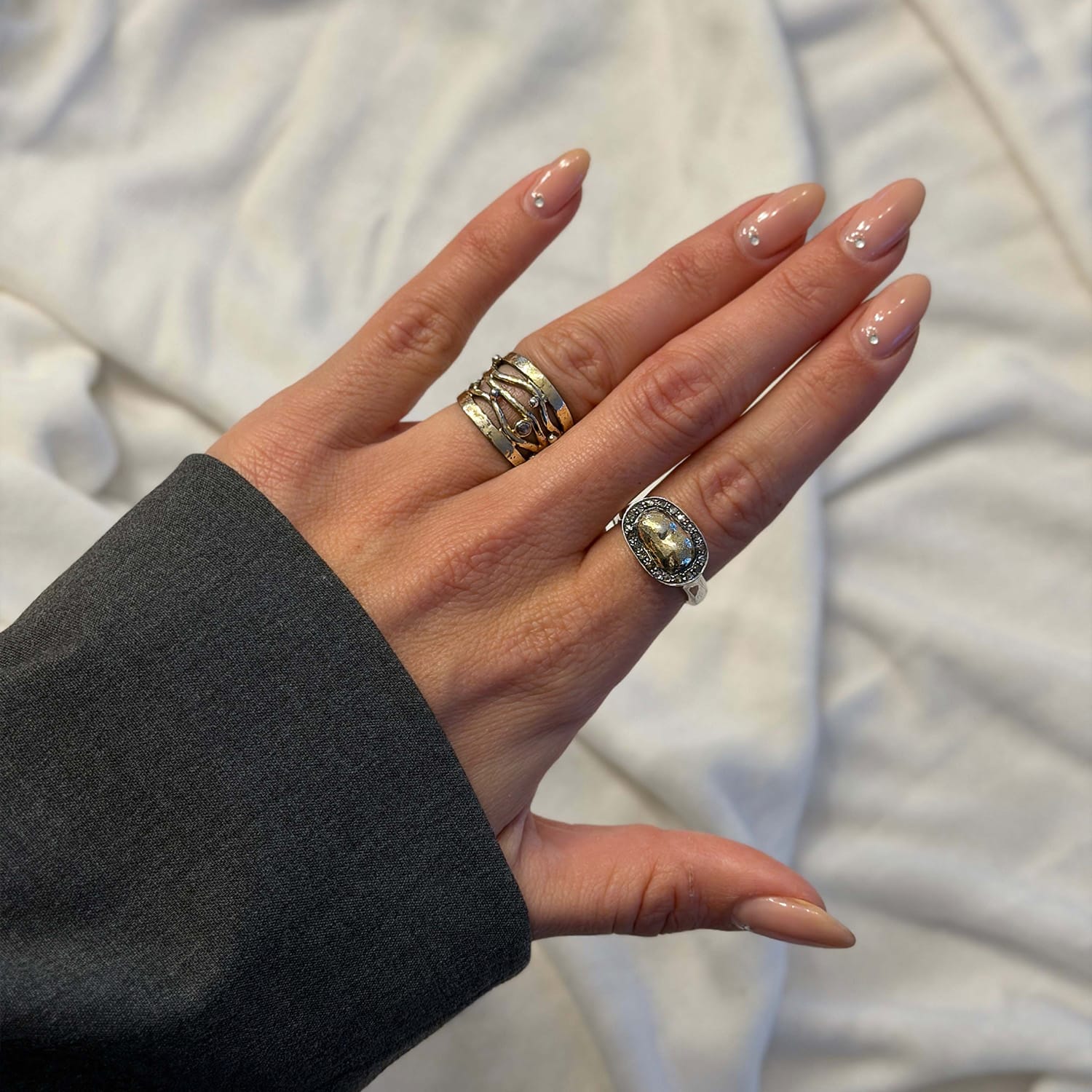 dagmar signet pavé ring