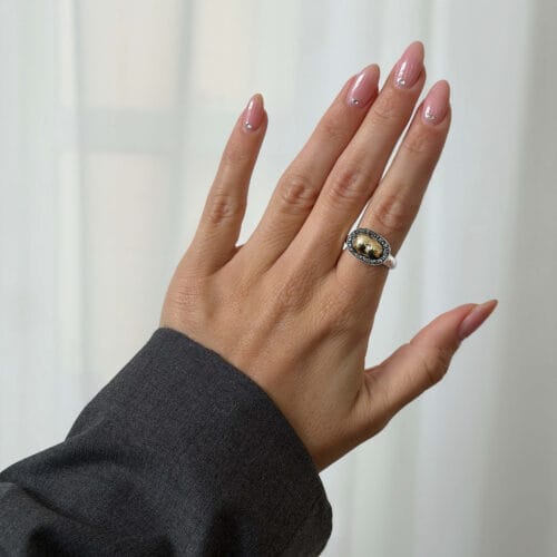 dagmar signet pavé ring